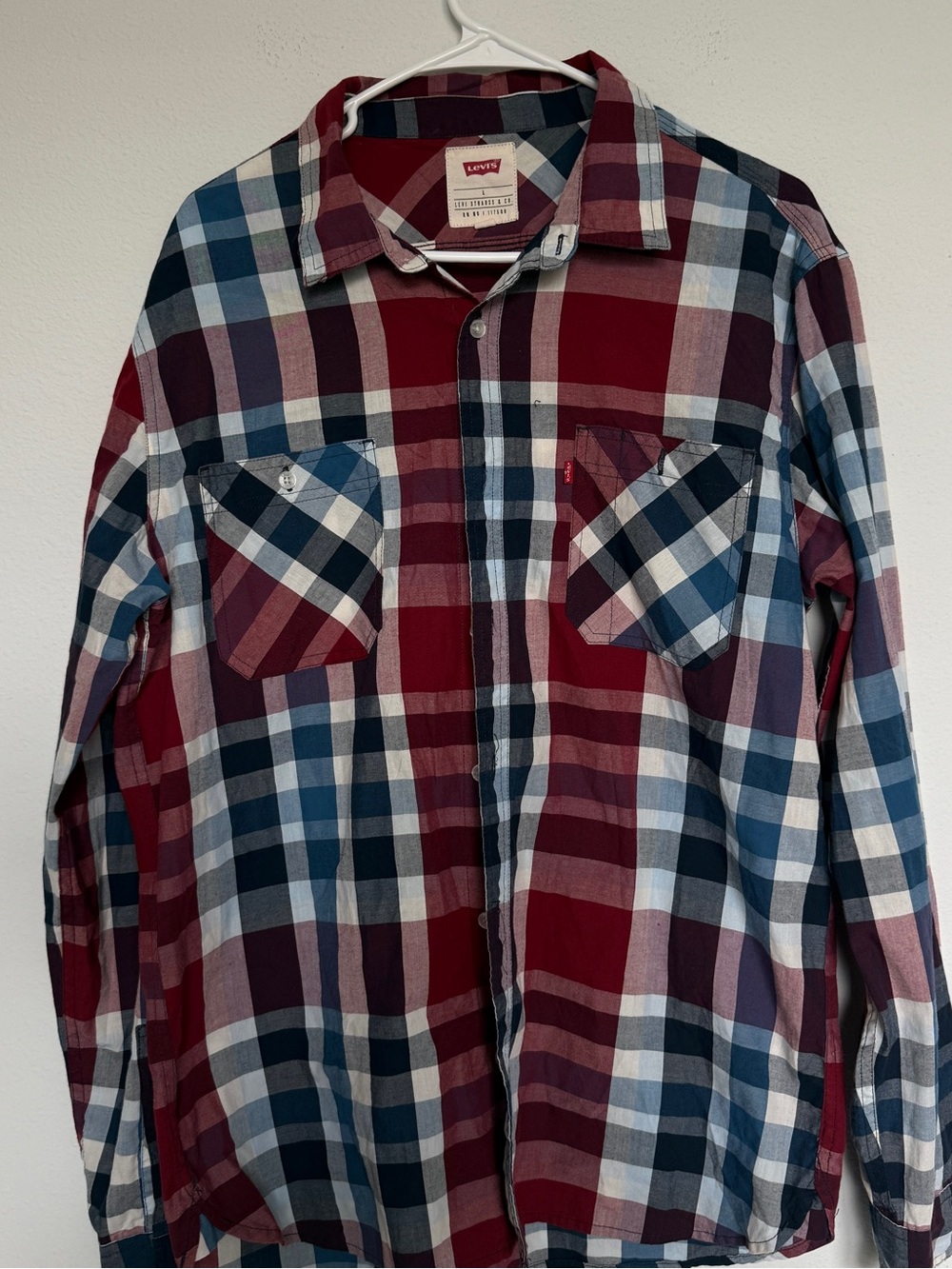 Levi's Red, Navy & Light Blue Plaid Button-Down Shirt
